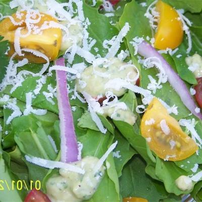 rucola salade met avocado citrusvinaigrette