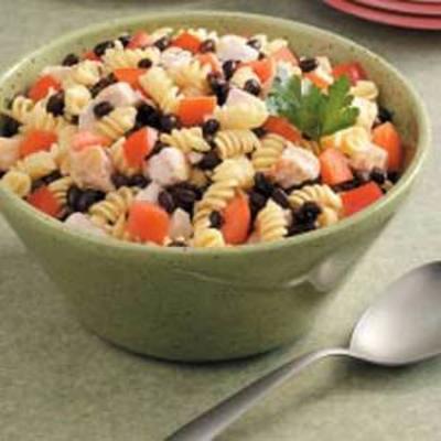 salade van kip en zwarte bonen