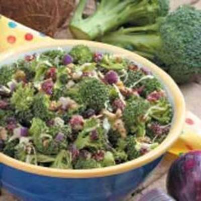 curried broccolisalade