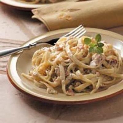 schelpdierensoep en spek fettuccine Alfredo