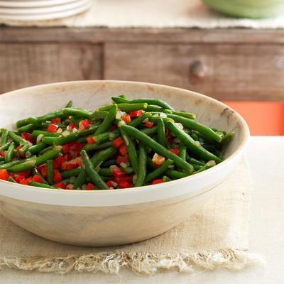 groene bonen met paprika's