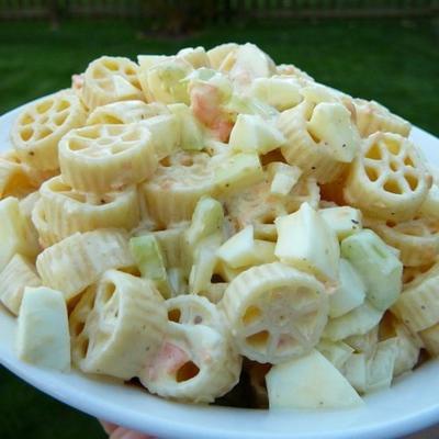 amish picknick macaroni salade