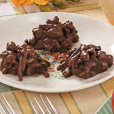 chocolade chow mein clusters
