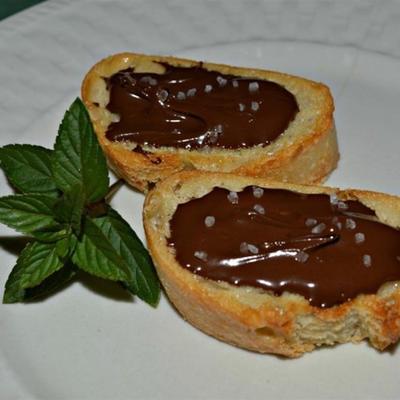 chocolade zeezout crostini