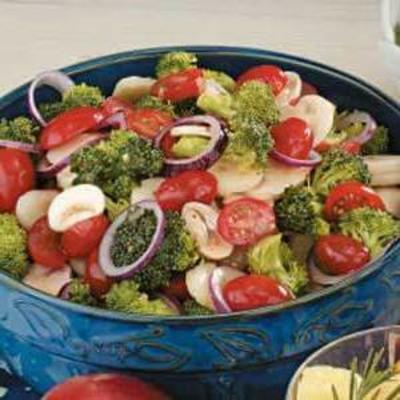 Italiaanse broccoli salade