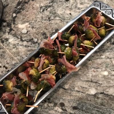 geroosterde spruitjes en prosciutto-poppers