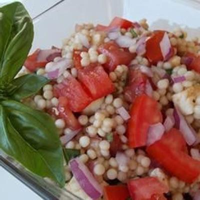 caprese couscous salade