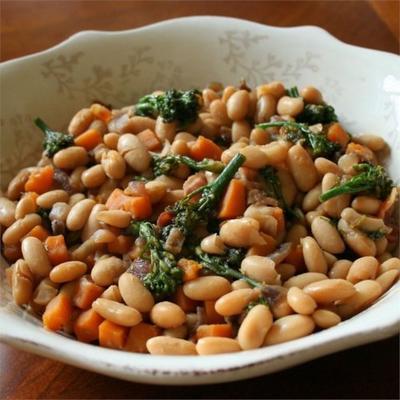 esdoorn cannellini bonen salade met baby broccoli en pompoen