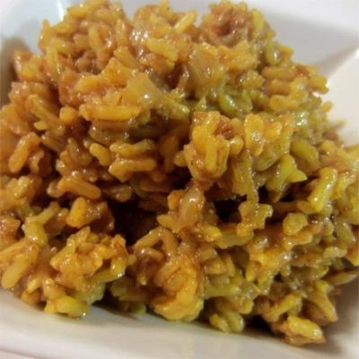 curried bruine rijst