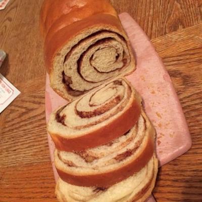 kaneel swirl brood voor de broodmachine