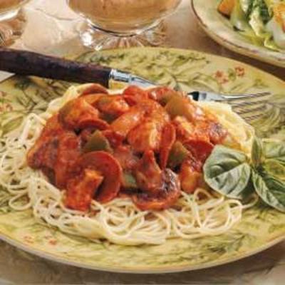 pittige spaghettisaus uit Turkije