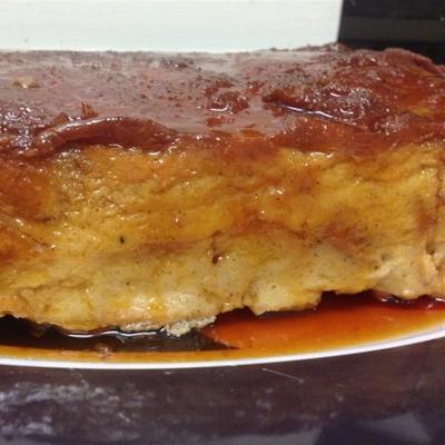 broodpudding met karamelsaus