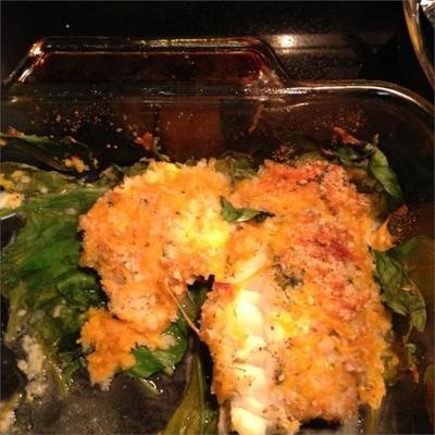krokante kaasachtige vis en spinazie braadpan