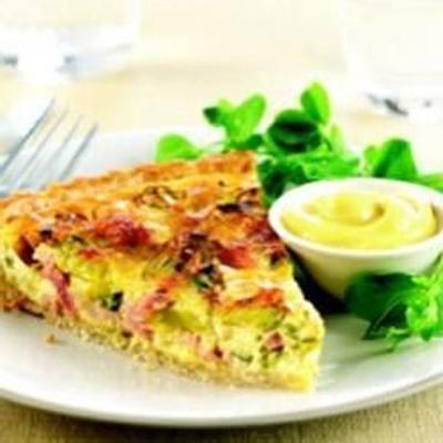 prei en spek quiche met maille® dijon originale mosterd