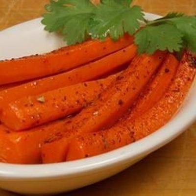 pittige geglazuurde wortels