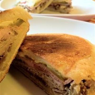 geroosterde Cubaanse sandwich