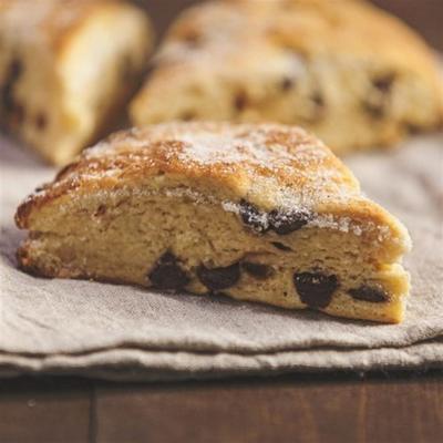 chocolade-hazelnoot marmeren cake scones