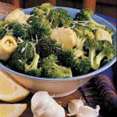 pittige broccoli en artisjokken