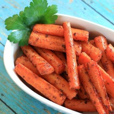 snel en gemakkelijk gebakken wortelen
