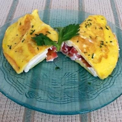 roomkaas en tomatenomelet met bieslook