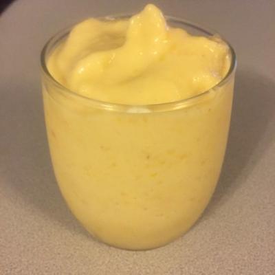 mango peach banana smoothie