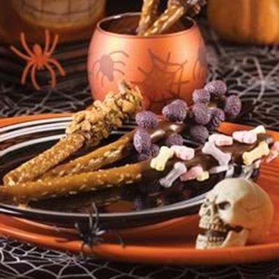 spook-tacular chocolade-ondergedompelde pretzels