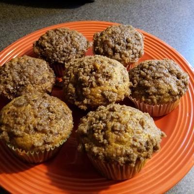 pompoenmuffins met kaneelstreusel topping