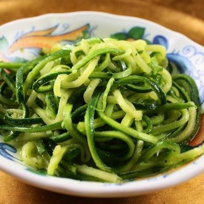 low-carb courgette pasta