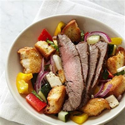 panzanella salade met bison zijsteak