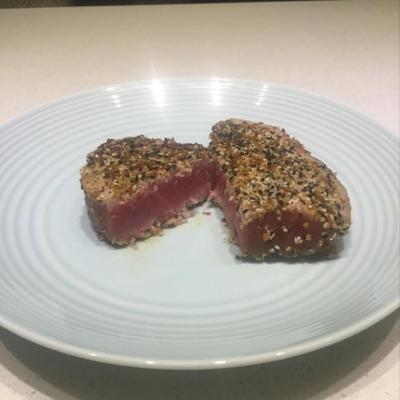 Aziatische sesam aangebraden of gegrilde tonijn (glutenvrij)