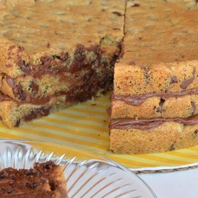 chocolate chip cookie layer cake