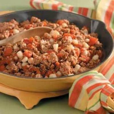 gemalen kalkoen en hominy