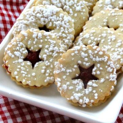 Cranberry maïsmeel linzer cookies