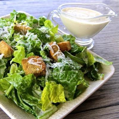 de beste Caesar saladedressing
