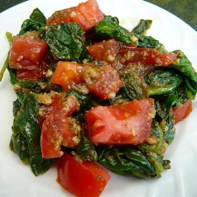 pesto spinazie en tomaten
