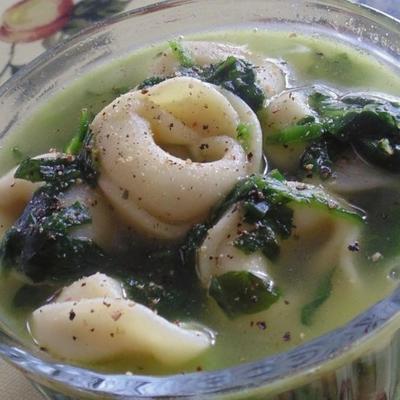 tortellini in kippenbouillon