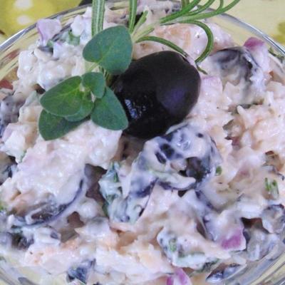 Savino's salade van kruiden en olijvenkips