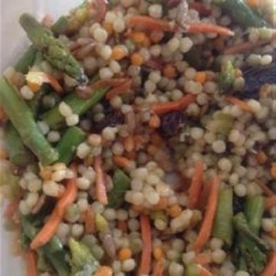 currous couscous met asperges en blauwe kaas