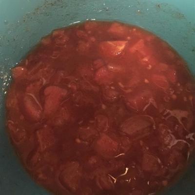 zelfgemaakte chili saus