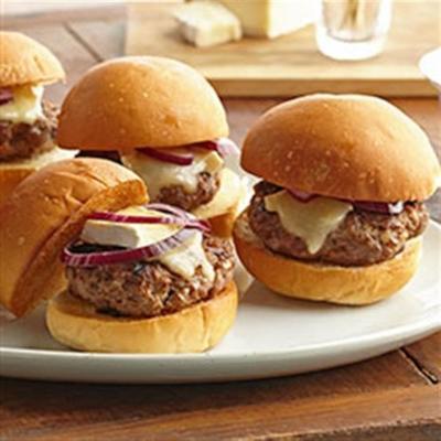 beef en brie sliders