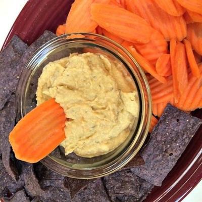 Garlicky citroenachtige hummus