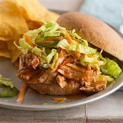 slow cooker bbq pulled pork sandwiches