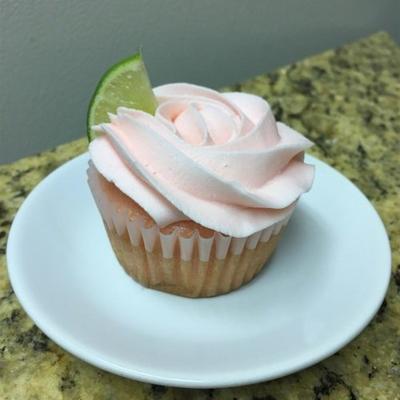 frosted roze limonade cupcakes