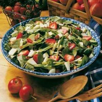 appel-aardbei spinazie salade