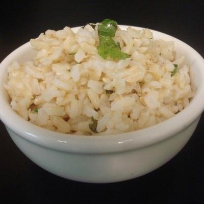 copycat chipotle® koriander-limoen-bruine rijst