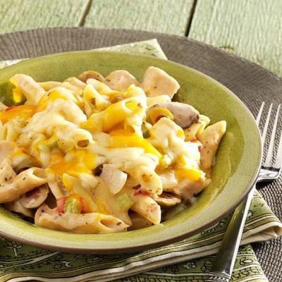 Cheddar kip mostaccioli