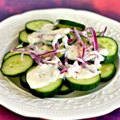 zomer komkommer salade