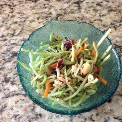 Aziatische broccoli slaw