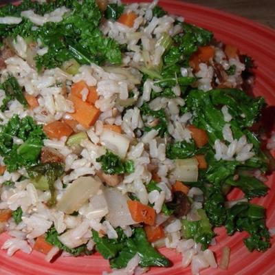 bruine rijst en boerenkool salade