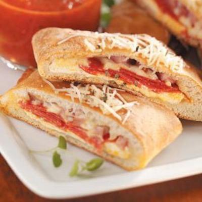 calzones van ham en kaas